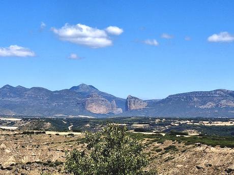 BLOGSSIPGIRL TE ANIMA A DESCUBRIR: CASTILLO DE MONTEARAGÓN EN QUICENA (HUESCA)