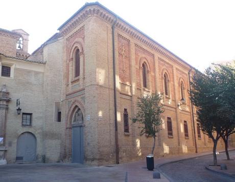 BLOGSSIPGIRL TE ANIMA A DESCUBRIR: MONASTERIO DE LA RESURRECCIÓN. UNA JOYA, UN REMANSO DE PAZ EN EL CENTRO DE ZARAGOZA