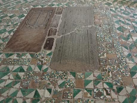 BLOGSSIPGIRL TE ANIMA A DESCUBRIR: MONASTERIO DE LA RESURRECCIÓN. UNA JOYA, UN REMANSO DE PAZ EN EL CENTRO DE ZARAGOZA