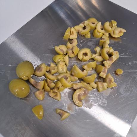 Ensalada de lentejas de tierra de campos con sepia y verduras