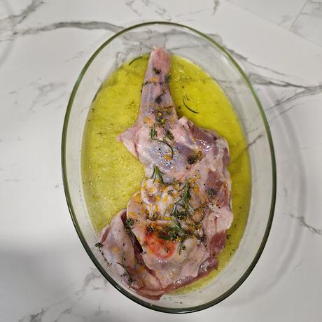 Paletilla de cordero con verduras asada al horno Paletilla de cordero con verduras asada al horno