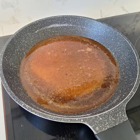 Caramelo líquido para flanes o postres