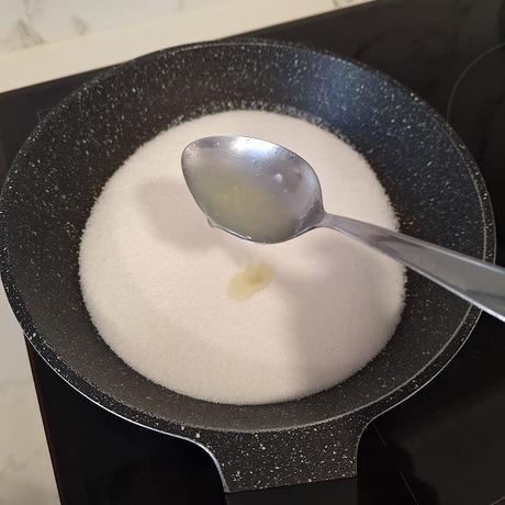 Caramelo líquido para flanes o postres