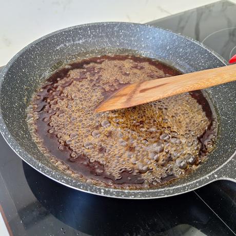 Caramelo líquido para flanes o postres