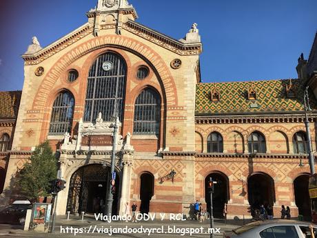 Que hacer, donde ir, que visitar en Budapest. Los mejores sitios que visitar en Budapest. Mercado central 