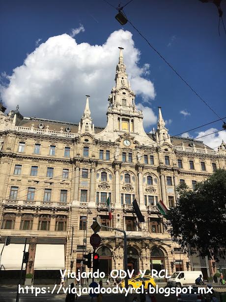 Que hacer, donde ir, que visitar en Budapest. Los mejores sitios para visitar en Budapest. Café Histórico New York