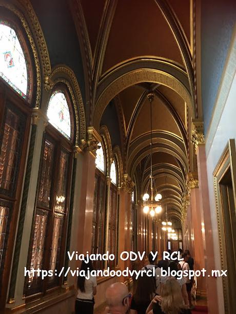 Que hacer, a donde ir, que visitar en Budapest. El Parlamento