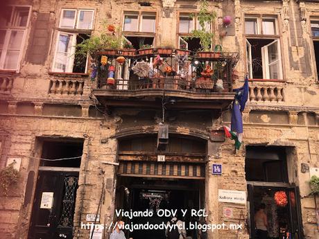 Que hacer, donde ir, que visitar en Budapest. Los mejores sitios que visitar en Budapest. Simple Kert