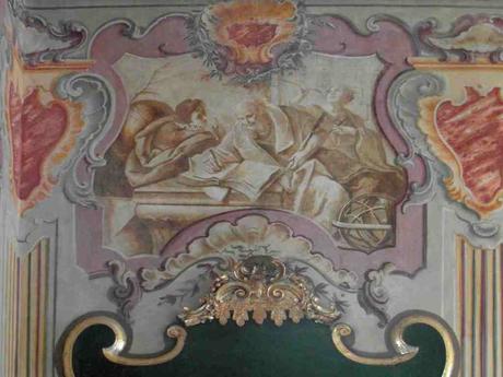 Alegorías en el Palacio Ducal de Martina Franca Alegorías en el Palacio Ducal de Martina Franca