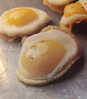 Huevos fritos en patatas Huevos fritos en patatas