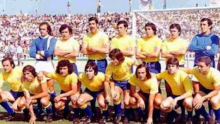 ¡Amarillo, submarino es! ¡Amarillo, submarino es!