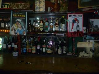 Corresponsal en el Fin del Mundo: El Viejo Almacén Corresponsal en el Fin del Mundo: El Viejo Almacén