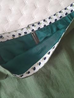 CHALECO + FALDA DE LINO CHALECO + FALDA DE LINO