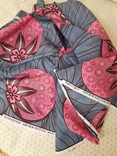 3 YARDAS DE TELA AFRICANA 🩷🩶🩶🩷 3 YARDAS DE TELA AFRICANA 🩷🩶🩶🩷