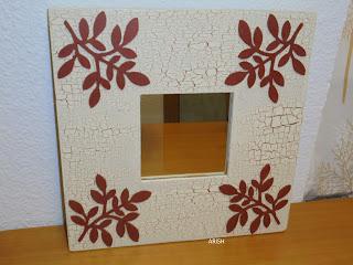 UNOS VIEJOS ESPEJOS UNOS VIEJOS ESPEJOS