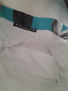 FALDA + BOLSO CON FLORES FALDA + BOLSO CON FLORES