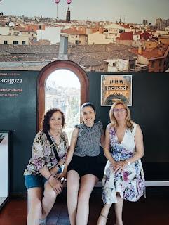 ENCUENTRO ENTRE BLOGUERAS ENCUENTRO ENTRE BLOGUERAS