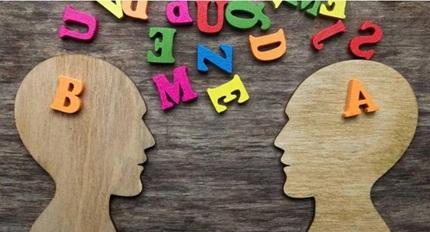 Lingüistas frente a la inteligencia artificial