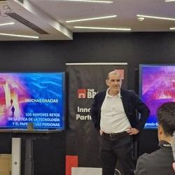 Diferentes empresas, mismo equipo: mi experiencia en TID-X 2025 Diferentes empresas, mismo equipo: mi experiencia en TID-X 2025