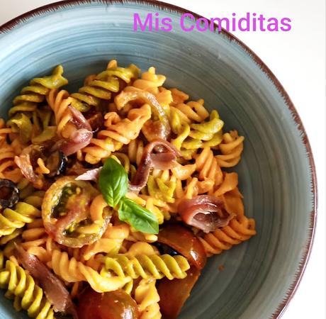 PASTA A LA CRUDAIOLA CON TOMATES SABOR MÁLAGA PASTA A LA CRUDAIOLA CON TOMATES SABOR MÁLAGA