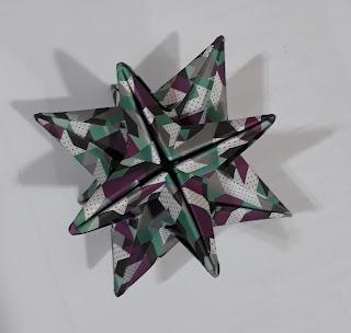 Cada pliegue, un intento Cada pliegue, un intento