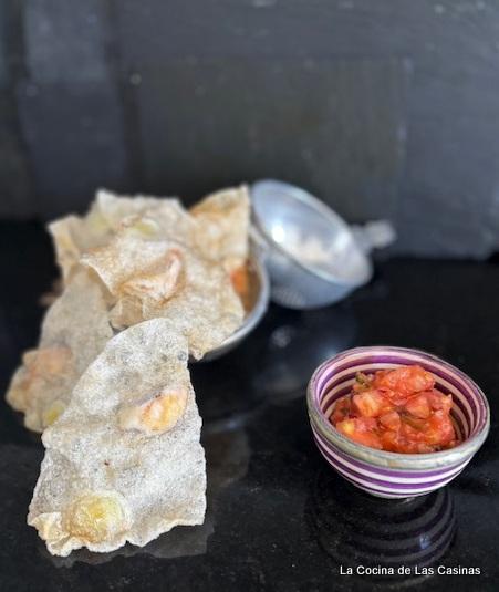 Obleas de Arroz y Langostinos con Pico de Gallo Obleas de Arroz y Langostinos con Pico de Gallo