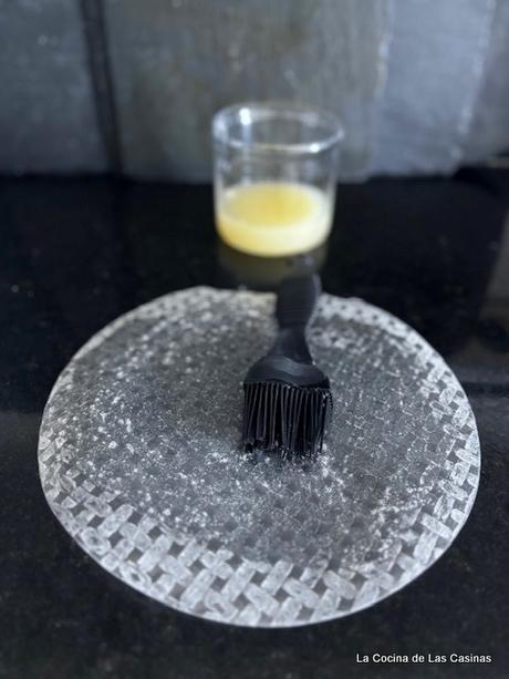 Obleas de Arroz y Langostinos con Pico de Gallo Obleas de Arroz y Langostinos con Pico de Gallo