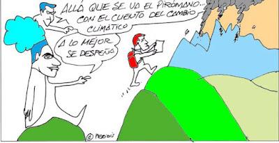 Perros y coches contra un toro en Guadalajara. Perros y coches contra un toro en Guadalajara.