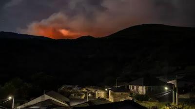 España sigue ardiendo.