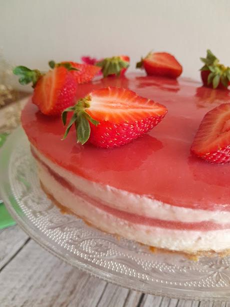 Tarta Mousse de Queso y Fresas