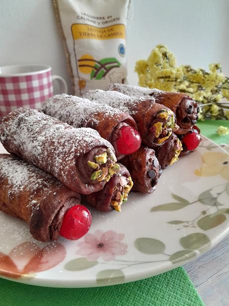 Cannoli de lentejas con crema de chocolate Cannoli de lentejas con crema de chocolate