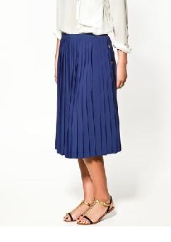Mi falda midi plisada azul klein