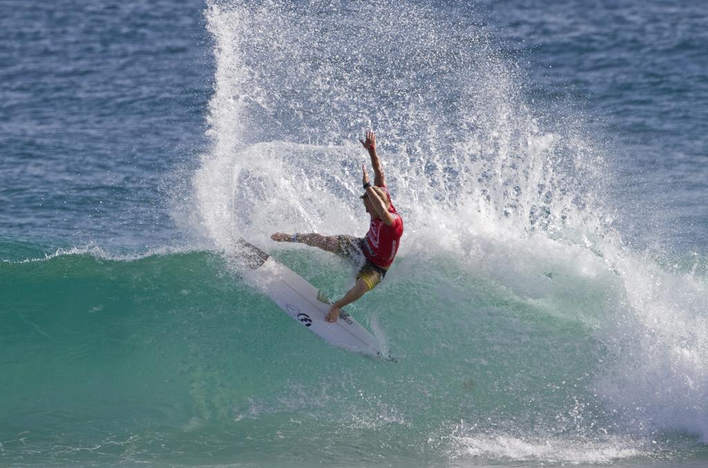 Kelly Slater con la mirada en el Quiksilver Pro Gold Coast 2012