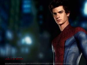 Andrew Garfield compara a su Spiderman con el Batman de Nolan