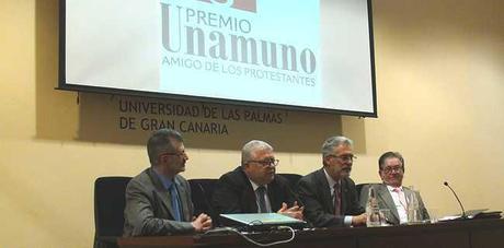 El rector de la Universidad de Las Palmas recogió el Premio Unamuno El rector de la Universidad de Las Palmas recogió el Premio Unamuno