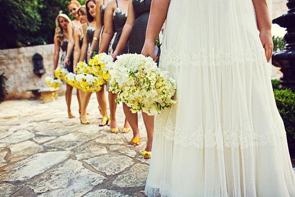 Una boda en AMARILLO....¡antes de juzgar, mira!