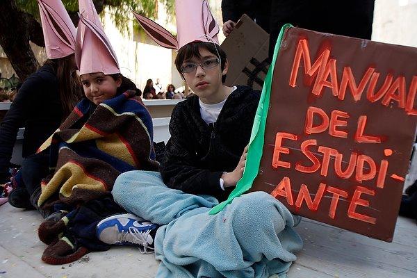 Circo educativo – Ibiza Toma la Plaza.