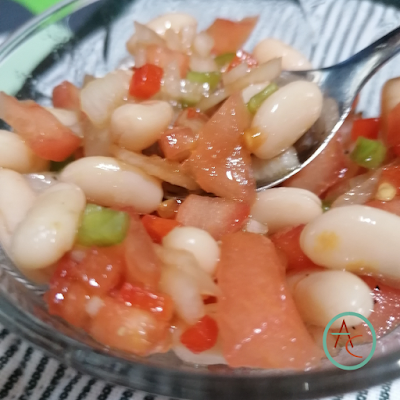 Ensalada de Alubias Blancas con un Toque de Vinagre