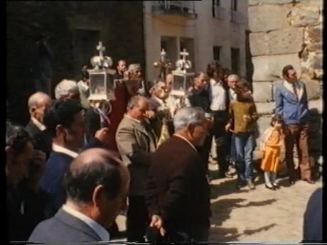 Tradiciones que se Resisten al Olvido