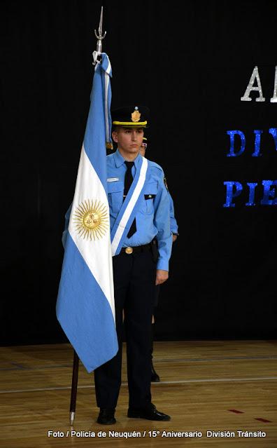 𝟏𝟓º 𝐀𝐍𝐈𝐕𝐄𝐑𝐒𝐀𝐑𝐈𝐎 𝐃𝐄 𝐋𝐀 𝐃𝐈𝐕𝐈𝐒𝐈𝐎́𝐍 𝐓𝐑𝐀́𝐍𝐒𝐈𝐓𝐎 𝐃𝐄 𝐏𝐈𝐄𝐃𝐑𝐀 𝐃𝐄𝐋 𝐀́𝐆𝐔𝐈𝐋𝐀