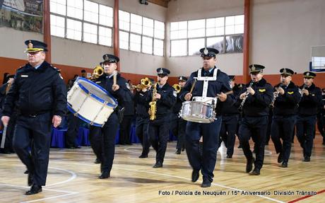 𝟏𝟓º 𝐀𝐍𝐈𝐕𝐄𝐑𝐒𝐀𝐑𝐈𝐎 𝐃𝐄 𝐋𝐀 𝐃𝐈𝐕𝐈𝐒𝐈𝐎́𝐍 𝐓𝐑𝐀́𝐍𝐒𝐈𝐓𝐎 𝐃𝐄 𝐏𝐈𝐄𝐃𝐑𝐀 𝐃𝐄𝐋 𝐀́𝐆𝐔𝐈𝐋𝐀