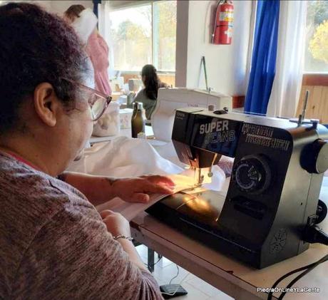 Donaron 20 Juegos de Sábanas al Hospital Piedra del Águila