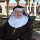 La Madre Angelica pasó sus últimos años en silla de ruedas a consecuencia de un derrame cerebral.