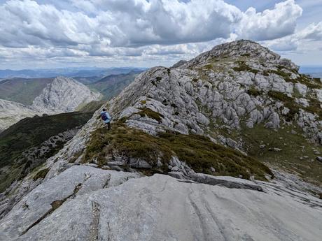 Peña Valdorria y Ermita de San Froilán