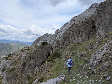Peña Valdorria y Ermita de San Froilán