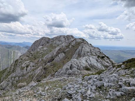 Peña Valdorria y Ermita de San Froilán
