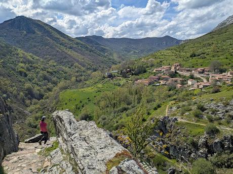 Peña Valdorria y Ermita de San Froilán