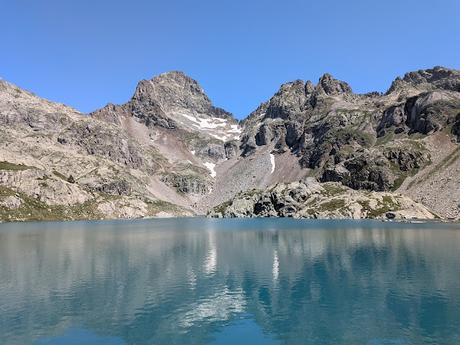 Ibones de Arriel y Respomuso desde la Sarra Ibones de Arriel y Respomuso desde la Sarra