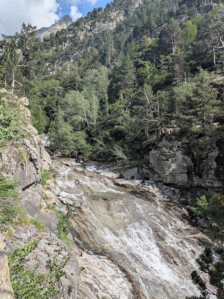 Ibones de Arriel y Respomuso desde la Sarra Ibones de Arriel y Respomuso desde la Sarra