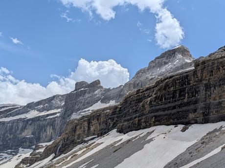 Refugio Serradets desde Bujaruelo Refugio Serradets desde Bujaruelo